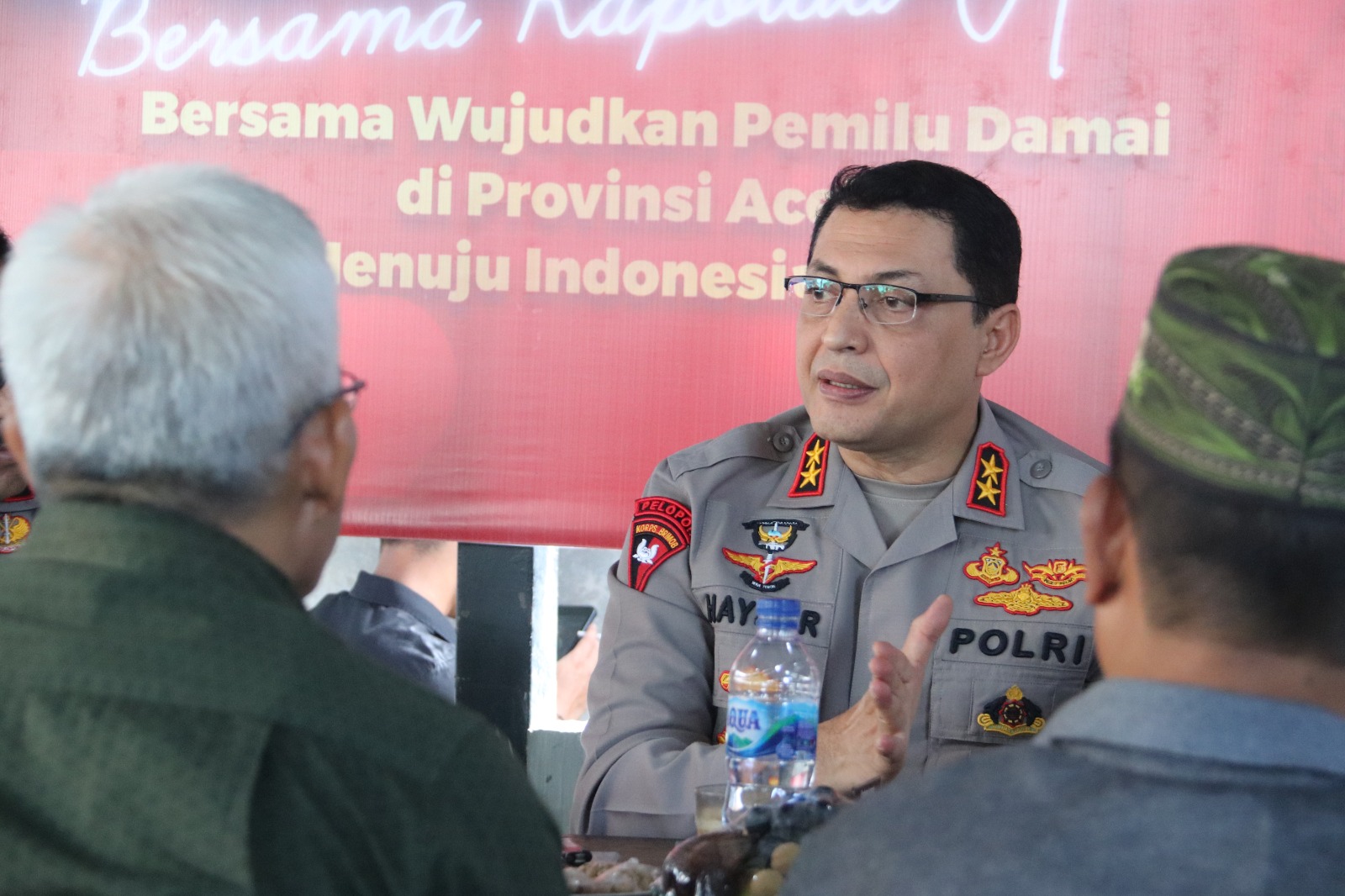 Kapolda bersama Wakapolda Aceh Isi Jumat Curhat Hari Bhayangkara