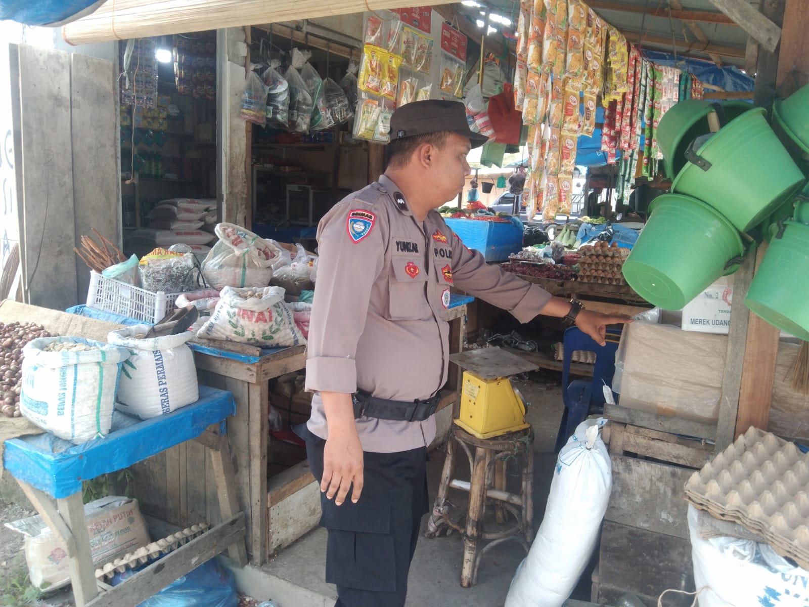 Patroli di Pasar Tradisional, Cara Tim URC Polres Lhokseumawe Cegah Aksi Premanisme