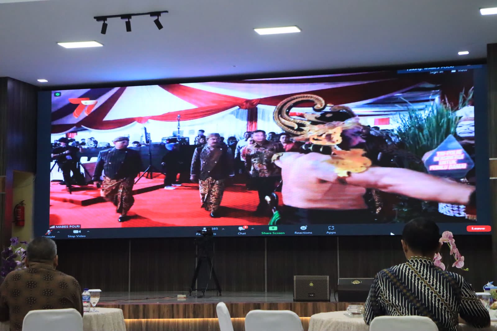 Polda Aceh Gelar Nobar Wayang Kulit Lakon Wahyu Cakraningra