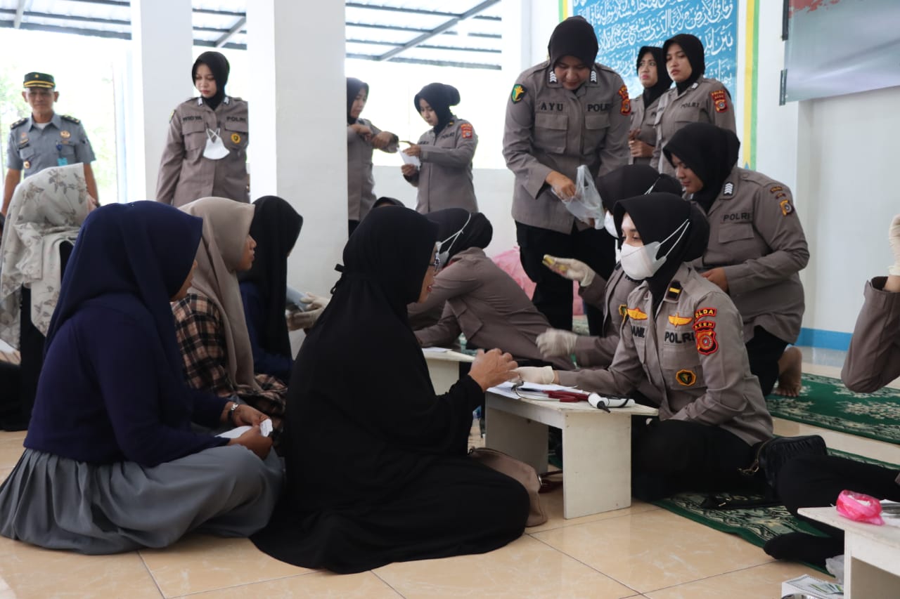 Polwan Polda Aceh Gelar Bakti Kesehatan di Lapas Kelas III Lhok Nga
