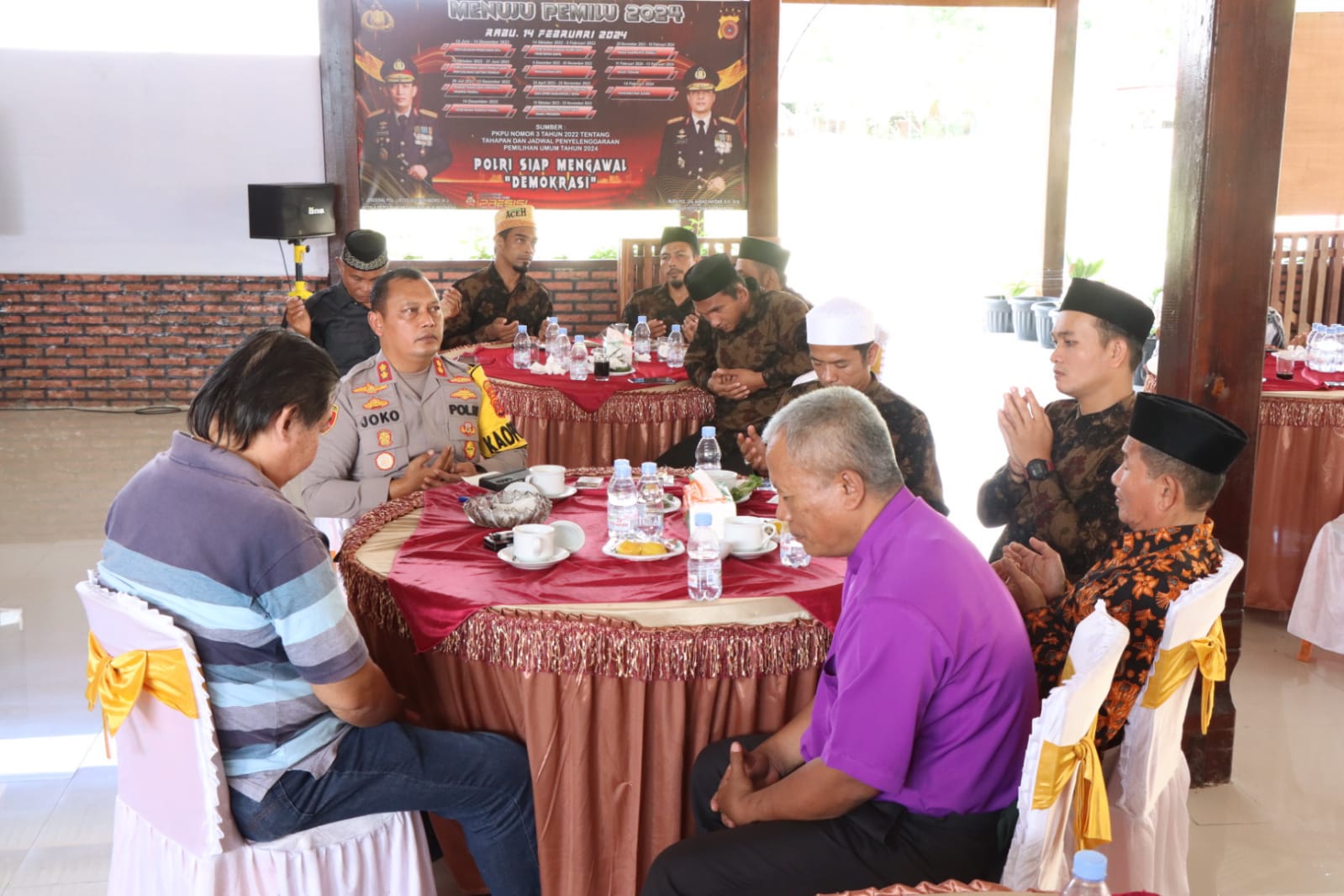 Jalin Silaturahmi, Kapolres Simeulue Lakukan Pertemuan Dengan Tokoh Agama, Adat, Masyarakat Dan Da’i