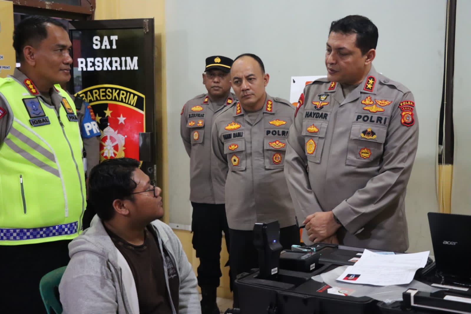 Kapolda Aceh Tinjau Pelayanan Satpas SIM di Polresta Banda Aceh, Pastikan Bersih dari Pungli