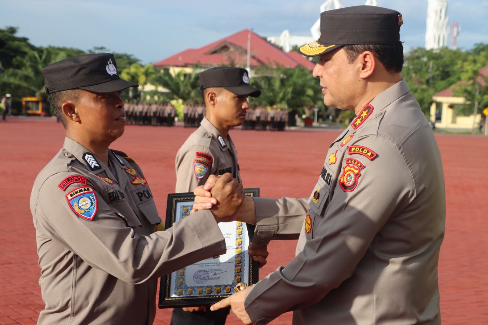 Kapolda Aceh Berikan Penghargaan Quick Wins Triwulan III 2023