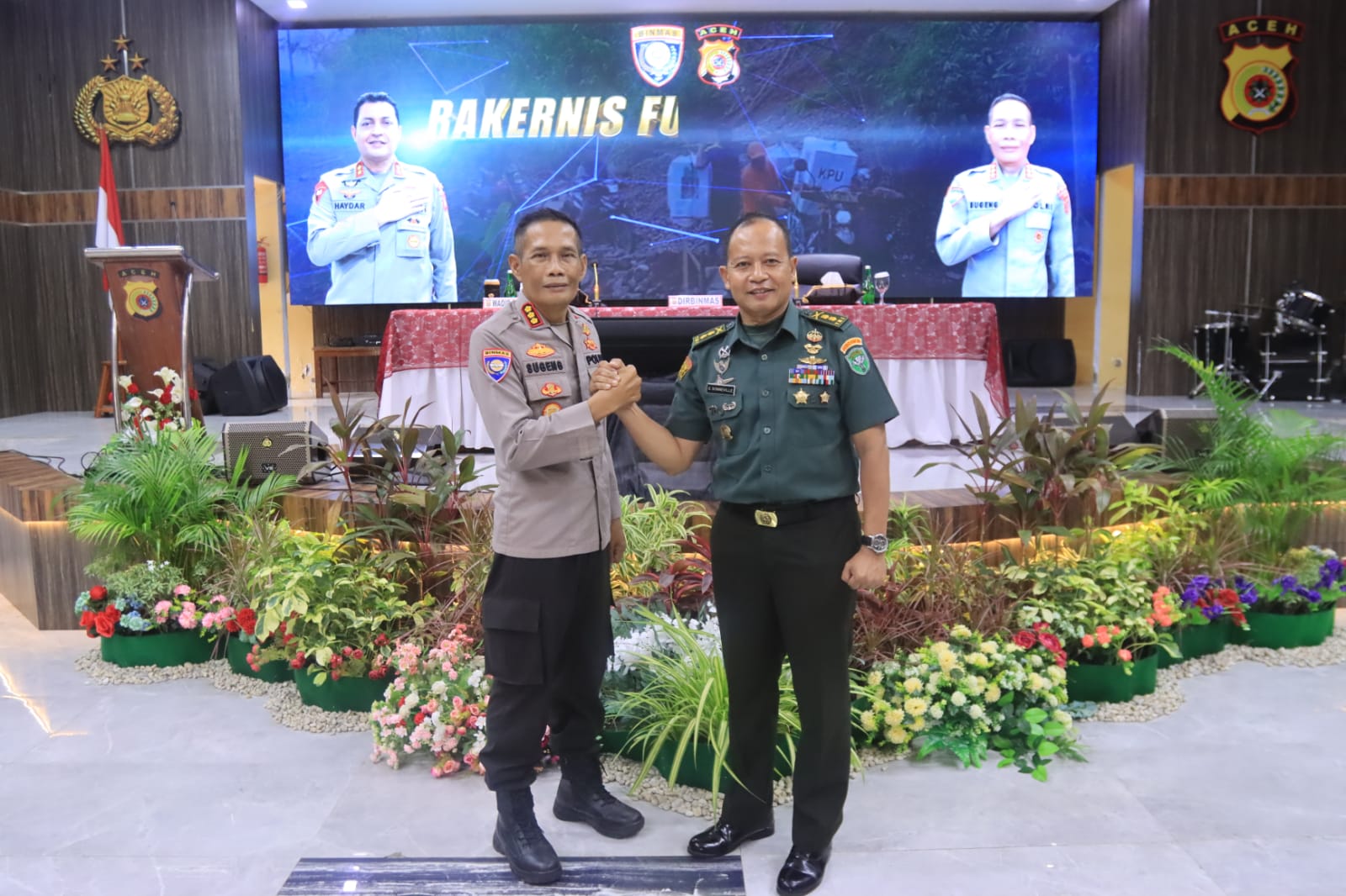 Aster Kodam IM Berikan Ceramah Sinergitas Babinsa-Bhabinkamtibmas Pada Rakernis Binmas Polda Aceh