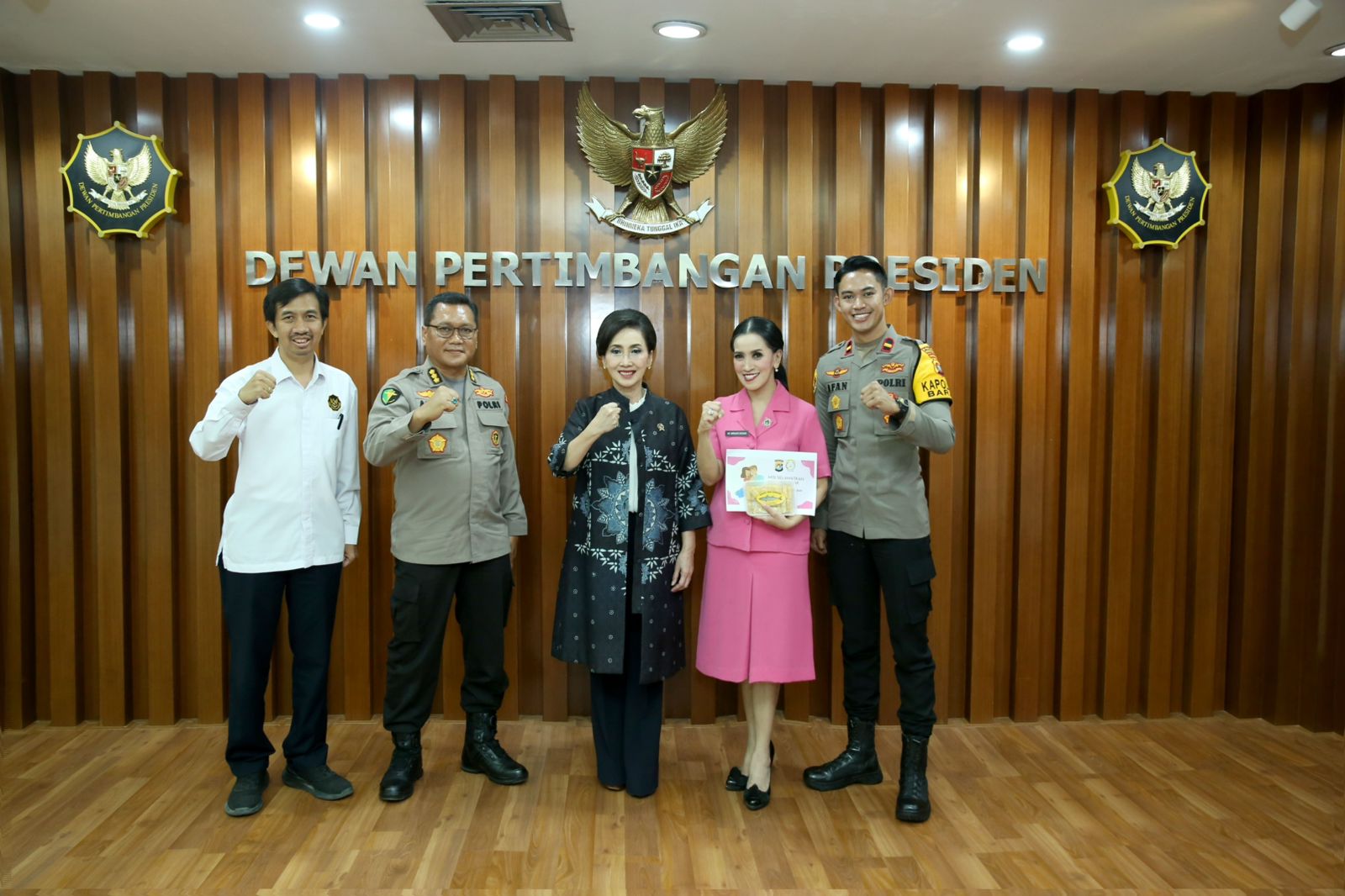 Ketua PD Bhayangkari Sulbar Hadiri Rapat Bersama Bahas Penanganan Stunting