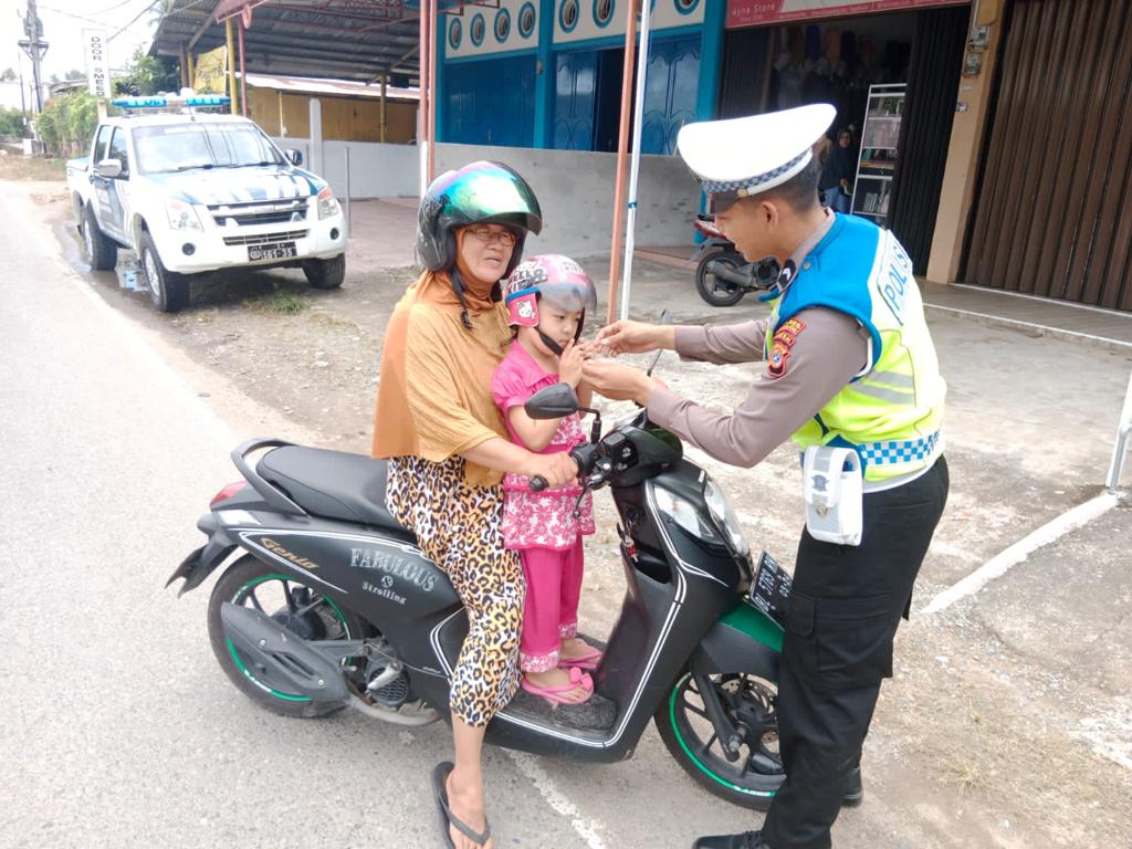 Sat Lantas Polres Aceh Selatan Berikan Peneguran Penting kepada Pengguna Sepeda Motor