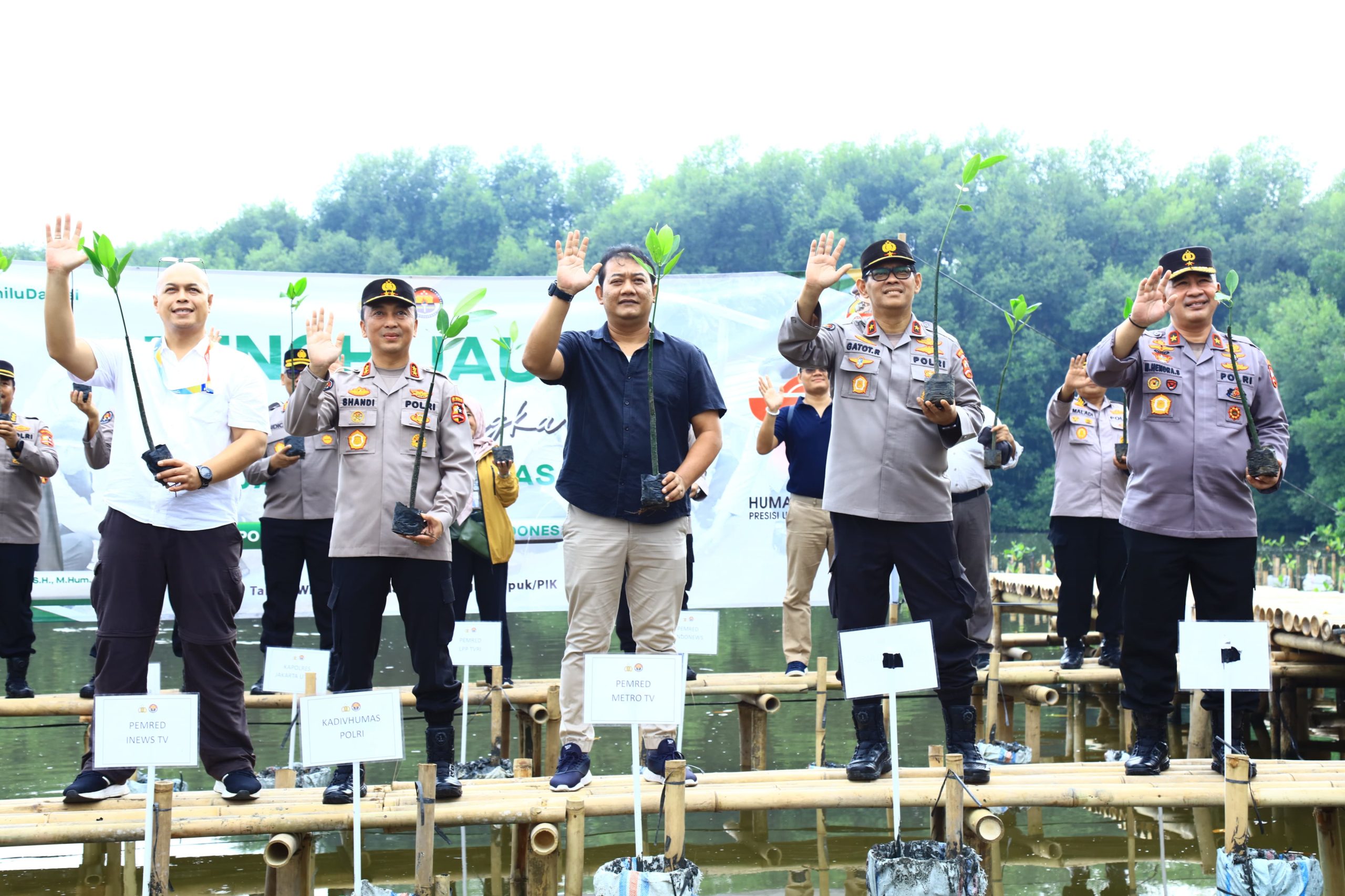 HUT Ke-72 Humas Polri Dirayakan dengan Gerakan Pelestarian Lingkungan