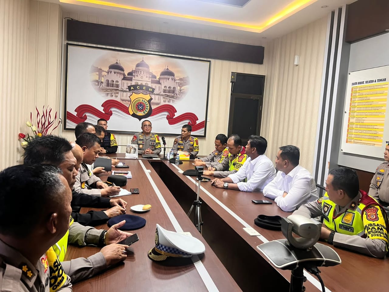 Karo Ops dan Dirsamapta Polda Aceh Pimpin Anev Operasi Mantap Brata