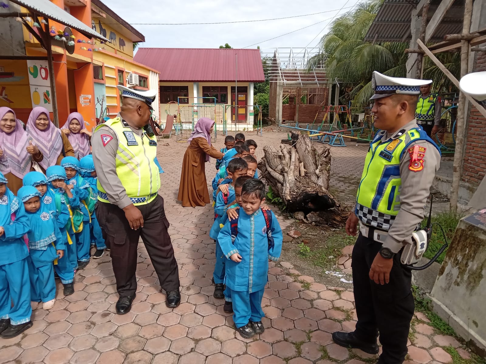 Satlantas Polres Aceh Barat, Laksanakan Giat Polisi Sahabat Anak