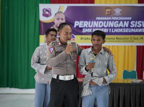 Saweu Sikula, Polantas Sampaikan Pesan Kamtibmas Terkait Bullying dan Tertib Berlalu Lintas