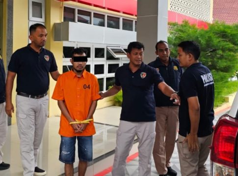 Penyidik Polda Aceh Serahkan Abu Laot beserta Barang Bukti ke Jaksa