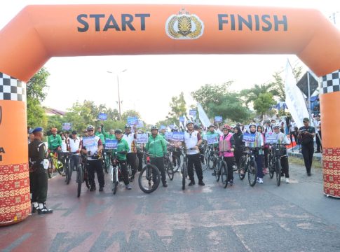 Sinergisitas TNI-Polri, Kapolda Aceh dan Pangdam IM Gowes Bersama