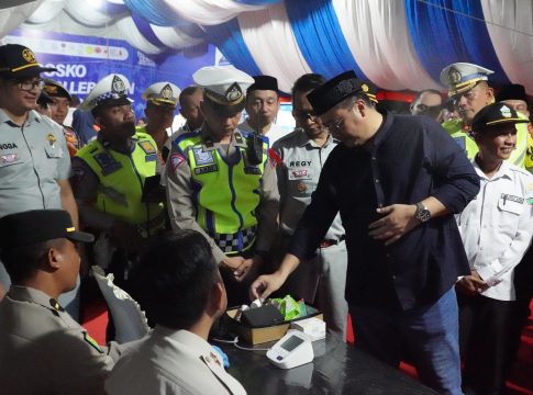 Kapolda Aceh bersama Pj Gubernur Cek Pos Pam Lebaran di Terminal Batoh