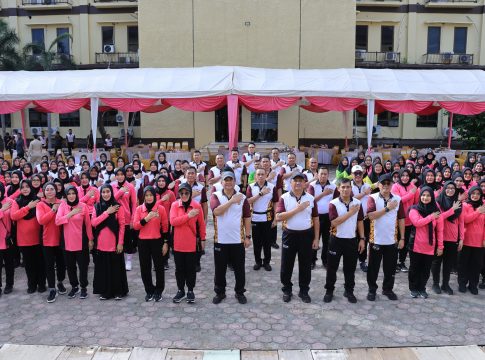HUT Ke-44, Pengurus YKB Polda Aceh Gelar Olahraga Bersama
