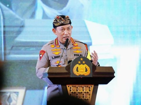 Kapolri Beri Penghargaan Masuk Polisi untuk Casis Bintara Jari Putus karena Dibegal