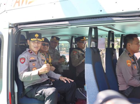Wakapolda Aceh Menggunakan Helikopter Polri Laksanakan Supervisi Dan Monitor Perkembangan Situasi Di Aceh Barat Dan Nagan Raya