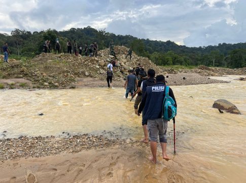 Ditreskrimsus Polda Aceh Tertibkan Tambang Emas ilegal di Pidie