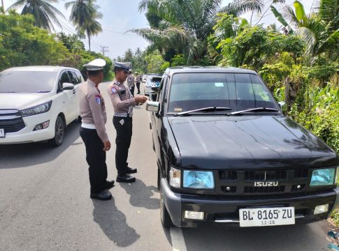 Satlantas Polres Bireuen Tindak 14 Pelanggar dalam Operasi Penertiban di Peudada