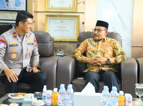Haji Uma Puji Cara Kapolda Aceh Kendalikan Situasi saat Demo