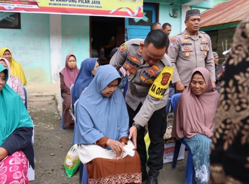 Jumat Berkah Polres Aceh Tengah Berbagi Dengan Warga Pilar Jaya 20 Paket Sembako Dan Tali Asih Diterima