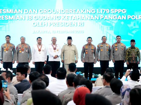 Presiden Prabowo Anugrahkan Bintang Jasa dan Satyalancana Wira Karya Kepada Penggerak MBG dan Rantai Pasok SPPG Polri
