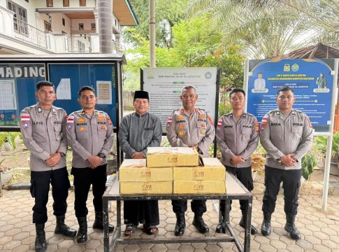 Di Bulan Ramadan 1447 H, Polda Aceh Bagikan 2,7 Ton Kurma Tahap I ke 53 Lokasi di Banda Aceh dan Aceh Besar