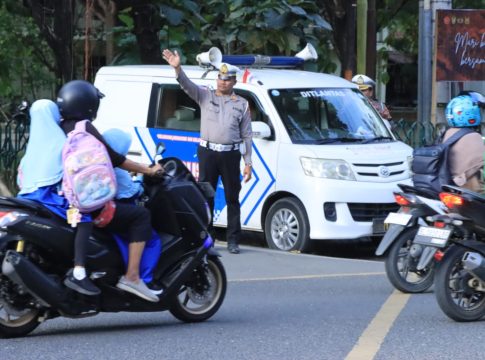 Mewakili Kapolda Aceh, Ditlantas dan Polresta Banda Aceh Laksanakan Survei Teknis Traffic Light Guna Optimalisasi Manajemen Lalu Lintas Perkotaan