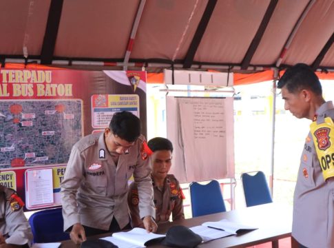 Kapolda Aceh Tinjau Posko Operasi Ketupat di Banda Aceh, Ingatkan Petugas Pantau Situasi Sekitar