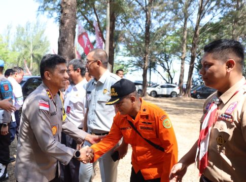 Tinjau Pospam Ops Ketupat Seulawah Ulee Lheue, Kapolda Aceh Pastikan Arus Balik Lebaran Lancar dan Masyarakat Terlayani dengan Baik