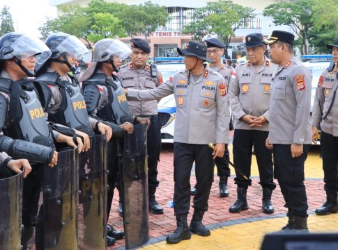 Polda Aceh Simulasikan Sispamkota, Tegaskan Pelayanan Humanis Jelang May Day 2026