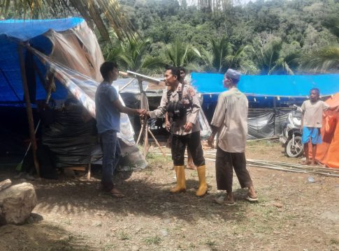 Kapolsek Pining Sambangi Warga dan Gelar Patroli, Perkuat Kemitraan serta Jaga Kamtibmas