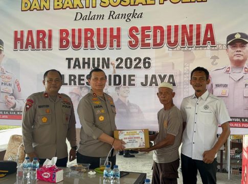 Polres Pidie Jaya Rayakan May Day 2026 dengan Silaturahmi dan Baksos, Pererat Kepedulian kepada Buruh Angkut