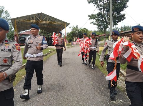 Polda Aceh Bagikan 6.000 Bendera Merah Putih untuk Masyarakat, Termasuk BRA