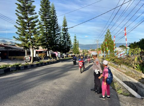 Pagi Hari, Satlantas Polres Bener Meriah Hadir di Titik Rawan, Pastikan Arus Lalu Lintas Aman dan Lancar