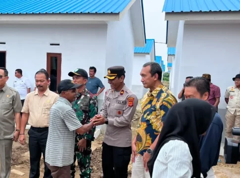 Wakapolres Aceh Tamiang Hadiri Penyerahan 105 Huntap bagi Korban Banjir